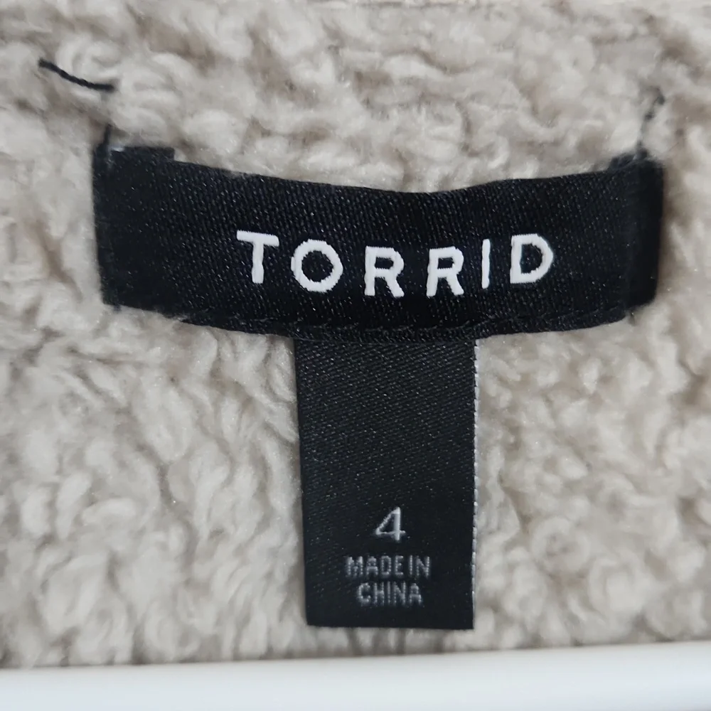 Torrid Sherpa Zip Up Jacket in Beige/Tan Size 4 (X) - Picture 5 of 11